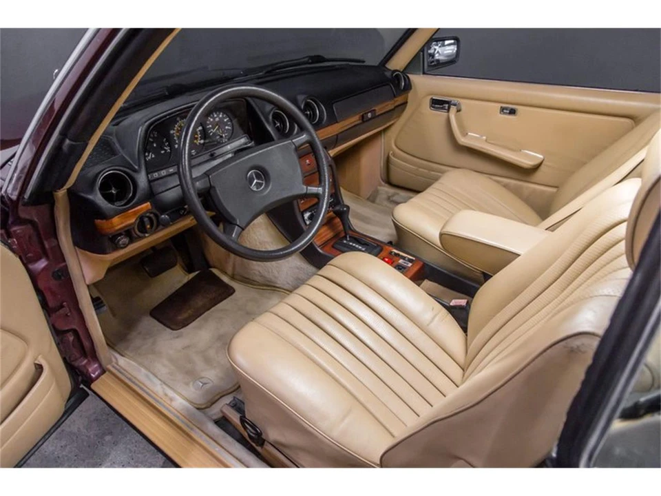 1985 Mercedes-Benz 190E - Image 17 of 31
