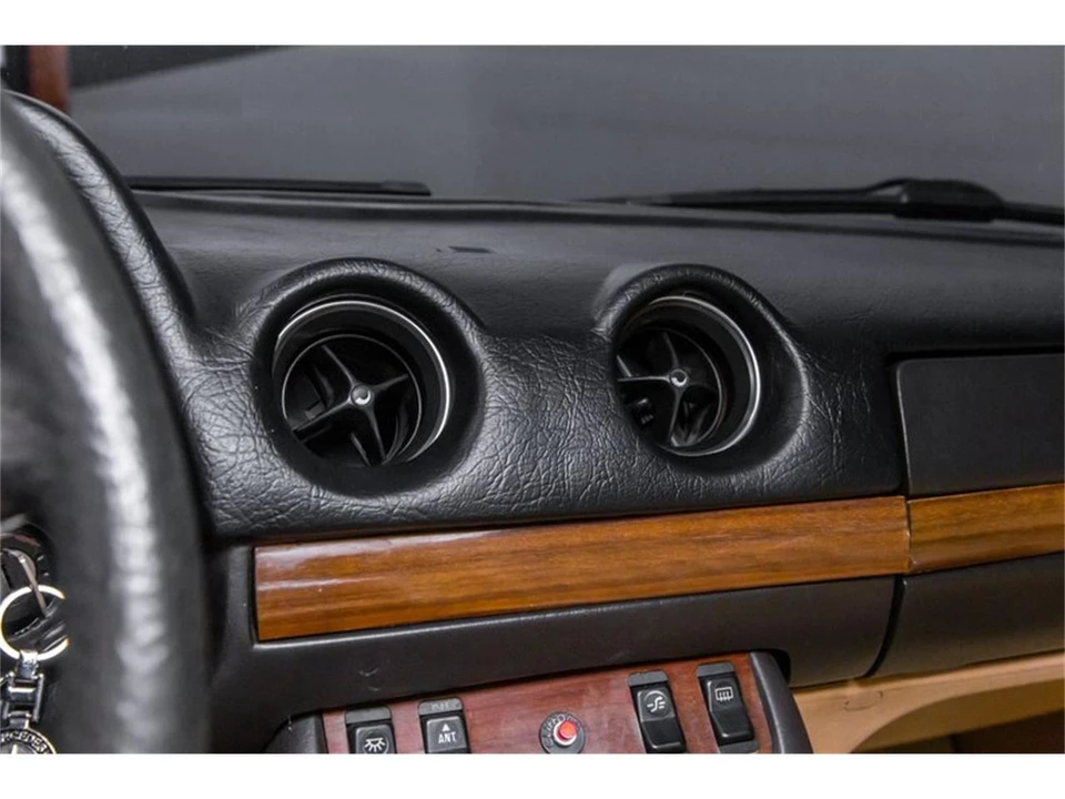 1985 Mercedes-Benz 190E - Image 25 of 31