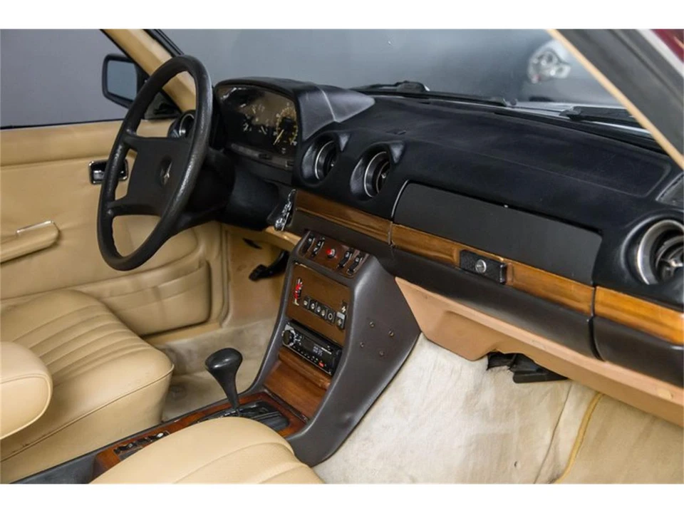 1985 Mercedes-Benz 190E - Image 29 of 31