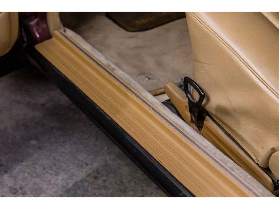 1985 Mercedes-Benz 190E - Image 13 of 31