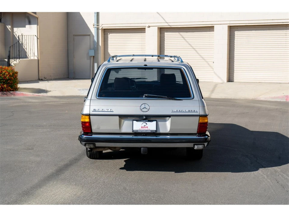 1985 Mercedes-Benz W124 E-Class - Image 6 of 25
