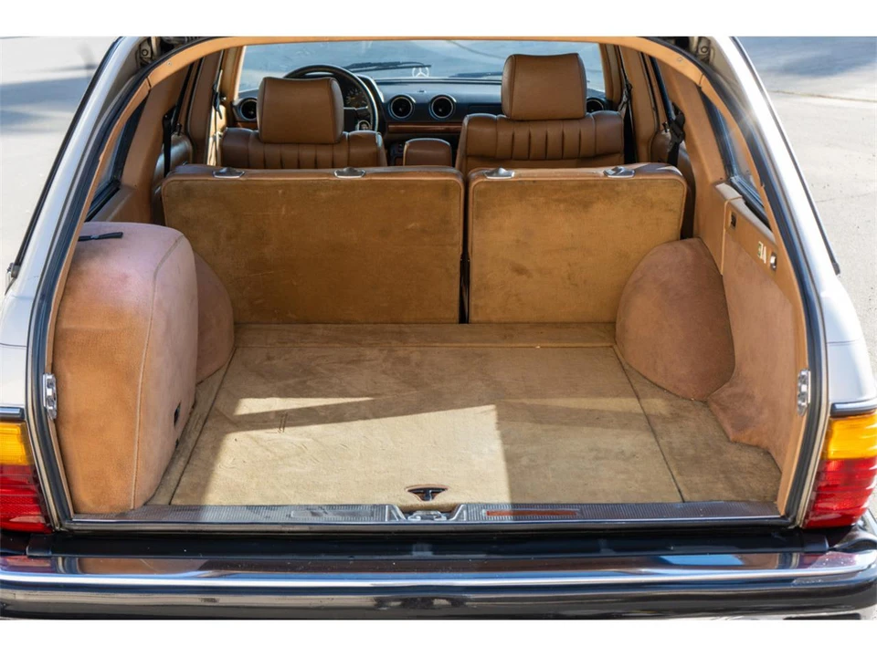 1985 Mercedes-Benz W124 E-Class - Image 25 of 25