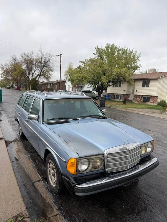 1985 Mercedes-Benz W124 E-Class - Image 4 of 6
