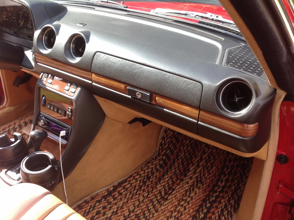1985 Mercedes-Benz W123 Coupe (C123) - Image 22 of 31