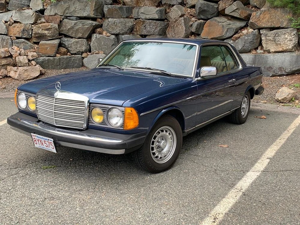 1985 Mercedes-Benz W123 Coupe (C123) - Image 7 of 31