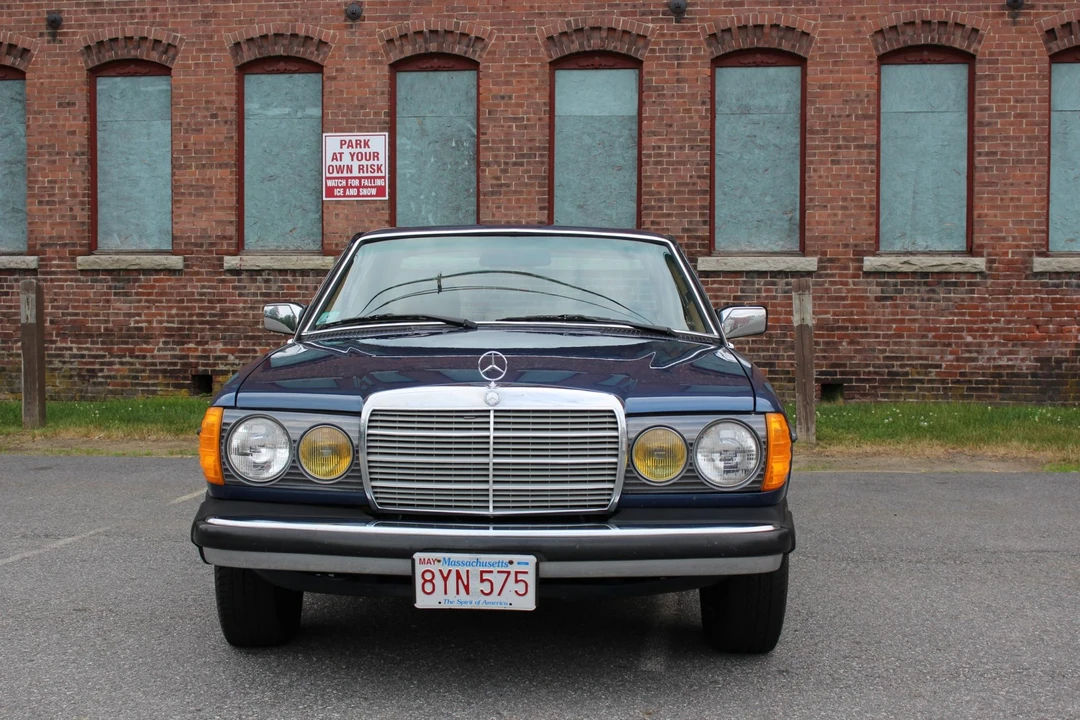 1985 Mercedes-Benz W123 Coupe (C123) - Image 21 of 31