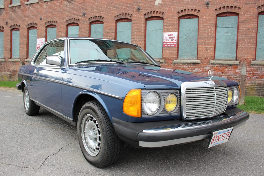 1985 Mercedes-Benz W123 Coupe (C123) - Image 18 of 31