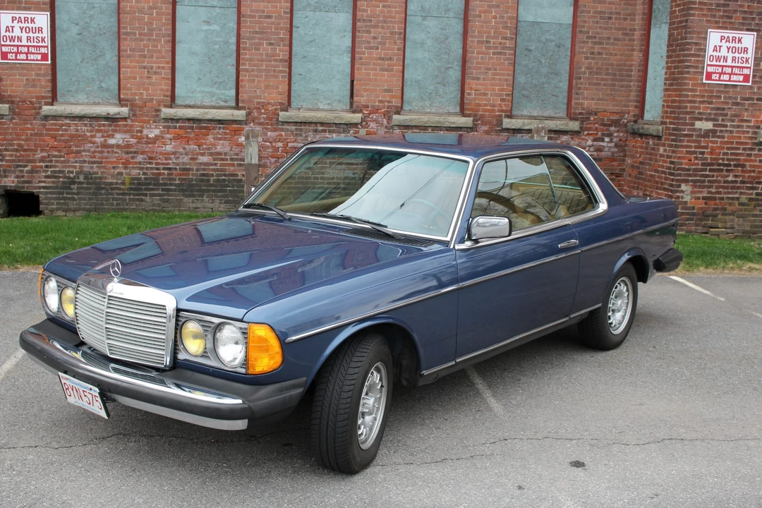 1985 Mercedes-Benz W123 Coupe (C123) - Image 8 of 31