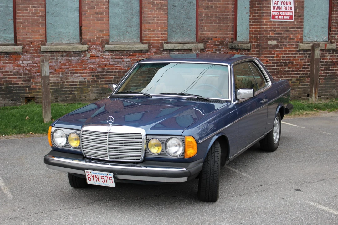 1985 Mercedes-Benz W123 Coupe (C123) - Image 3 of 31