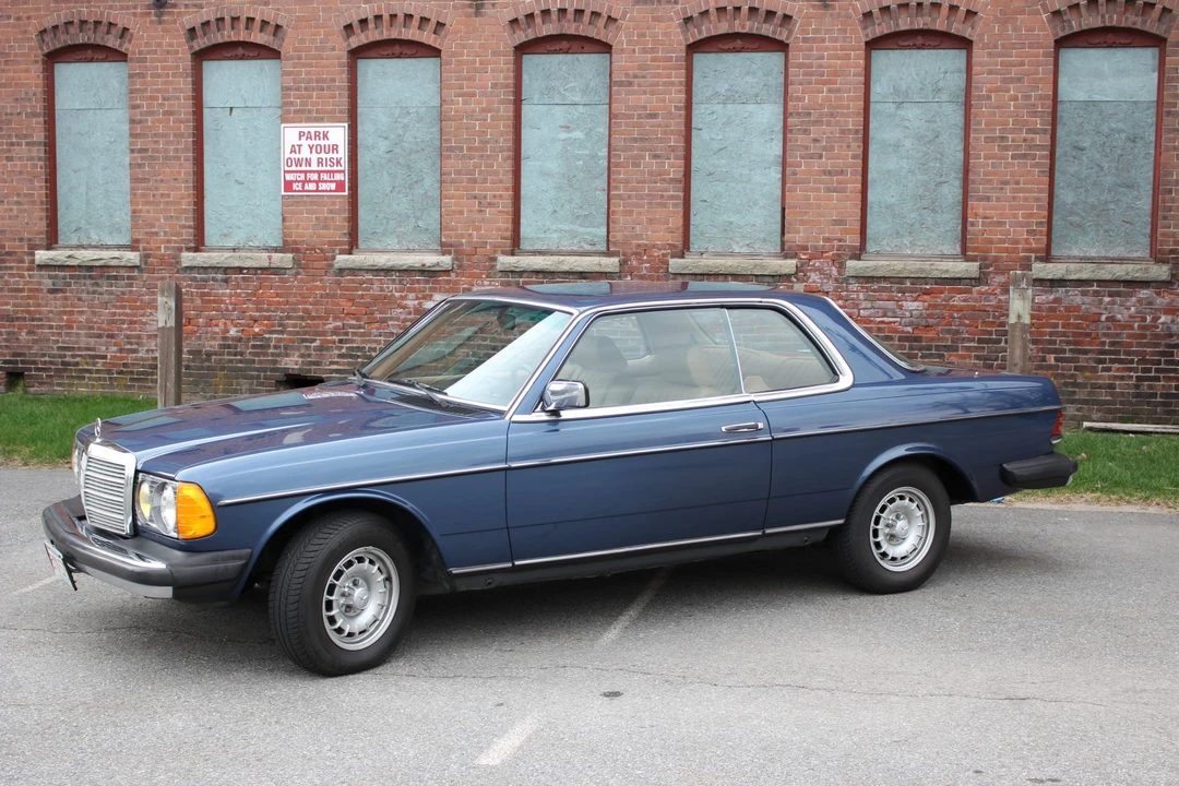 1985 Mercedes-Benz W123 Coupe (C123) - Image 9 of 31