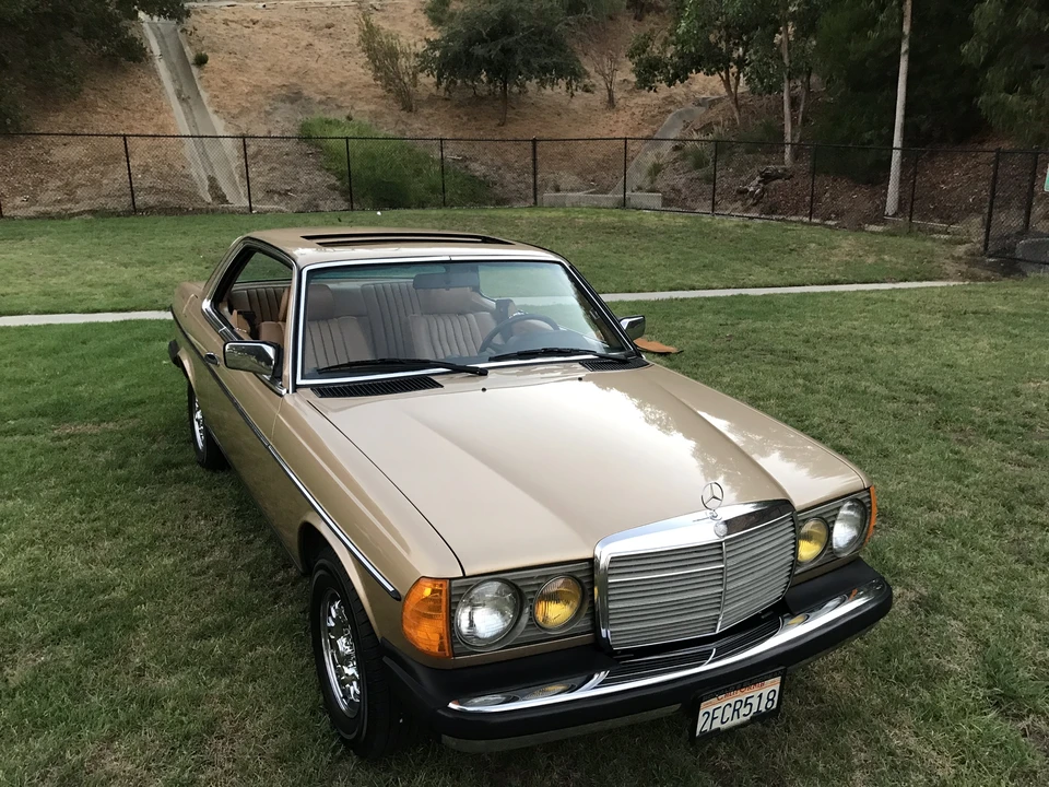 1985 Mercedes-Benz W123 Coupe (C123) - Image 5 of 31