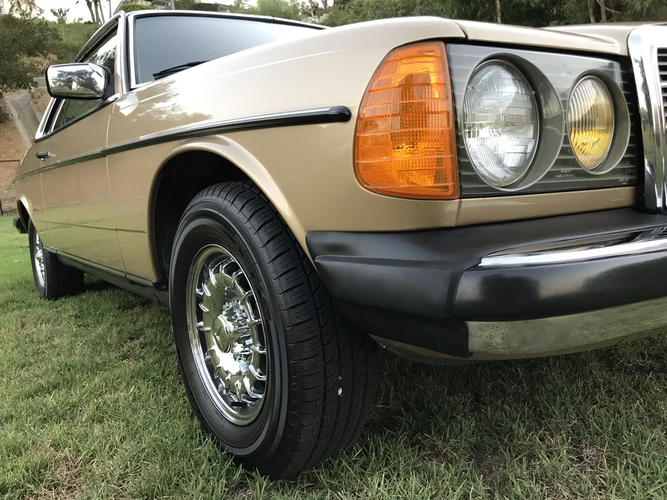 1985 Mercedes-Benz W123 Coupe (C123) - Image 24 of 31