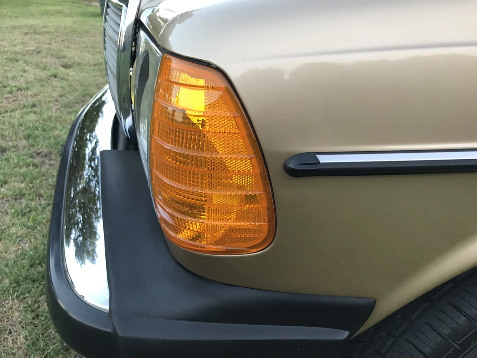 1985 Mercedes-Benz W123 Coupe (C123) - Image 28 of 31