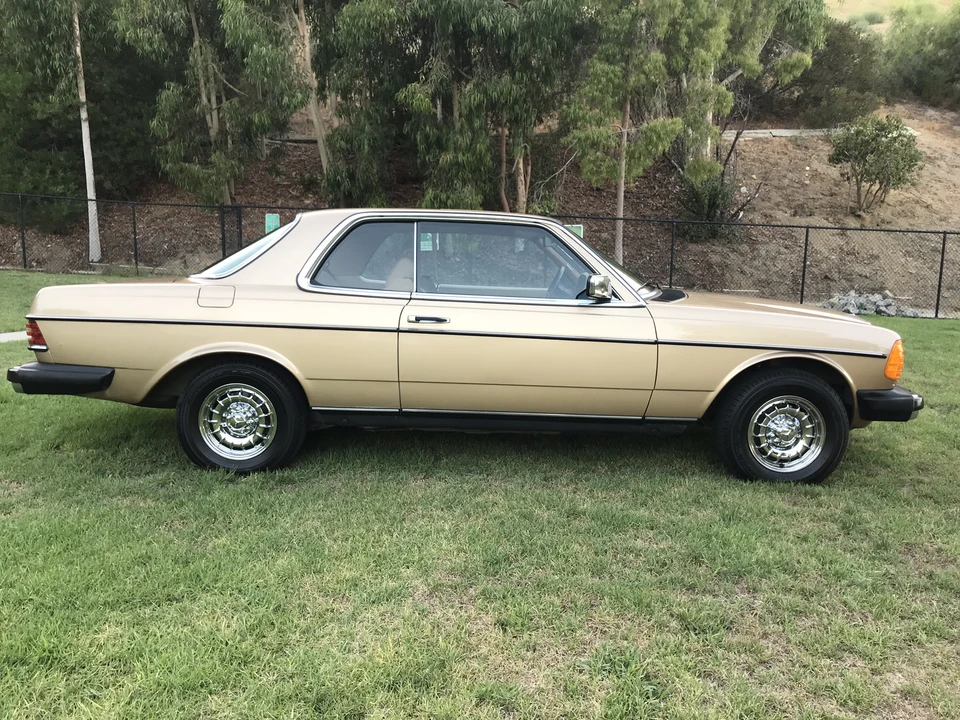 1985 Mercedes-Benz W123 Coupe (C123) - Image 9 of 31