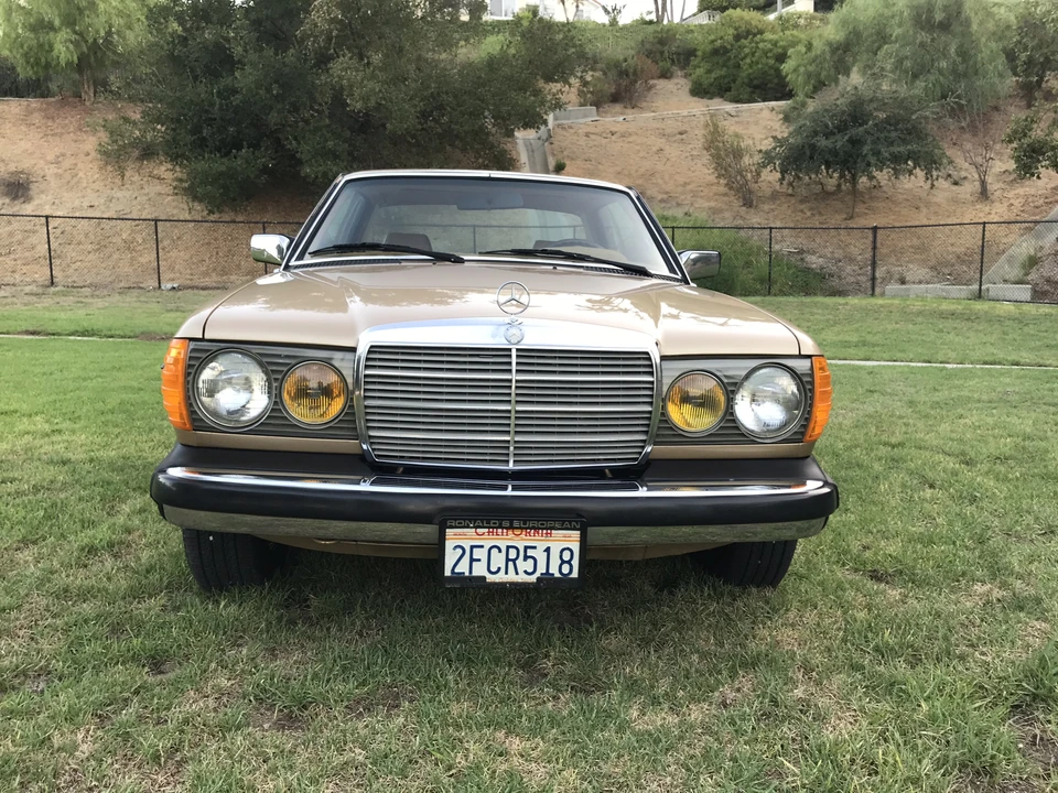 1985 Mercedes-Benz W123 Coupe (C123) - Image 3 of 31