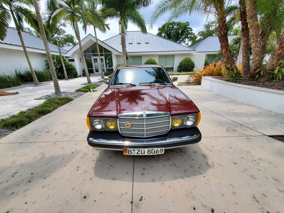 1985 Mercedes-Benz W123 Coupe (C123) - Image 3 of 31