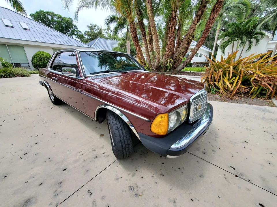 1985 Mercedes-Benz W123 Coupe (C123) - Image 17 of 31