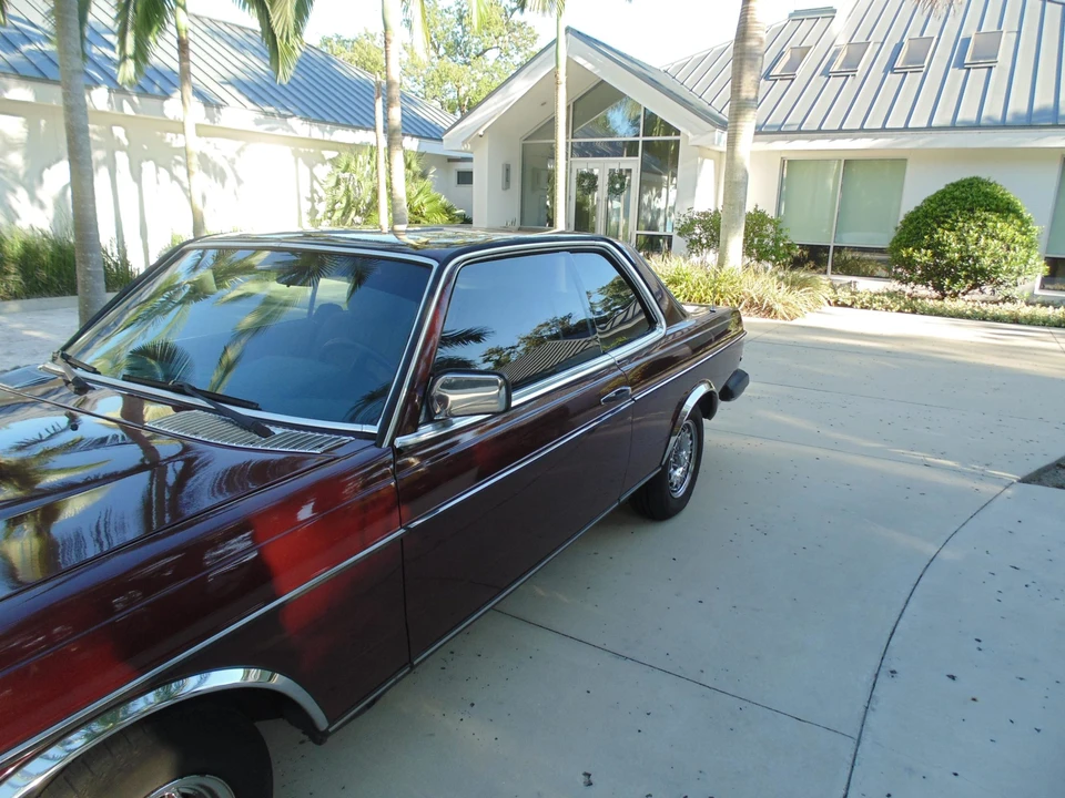 1985 Mercedes-Benz W123 Coupe (C123) - Image 23 of 31
