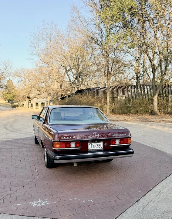 1985 Mercedes-Benz W123 Coupe (C123) - Image 13 of 31
