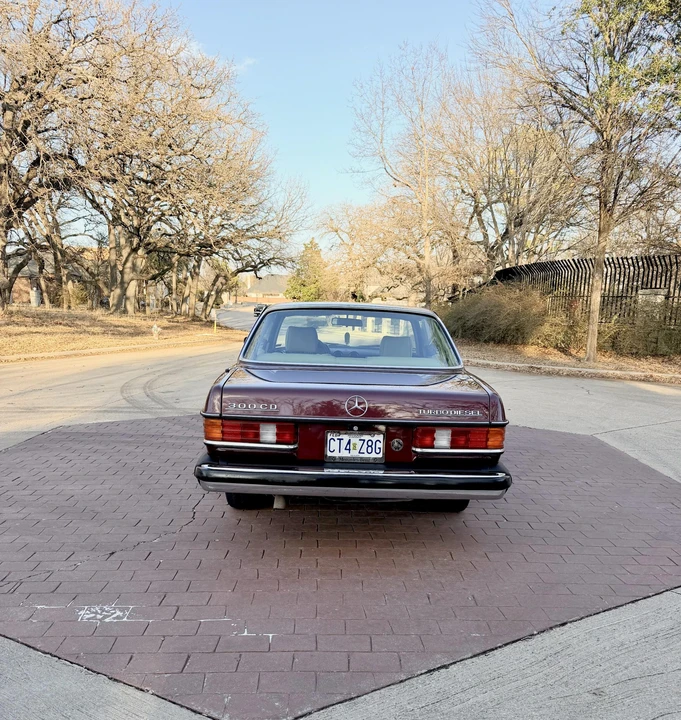 1985 Mercedes-Benz W123 Coupe (C123) - Image 15 of 31