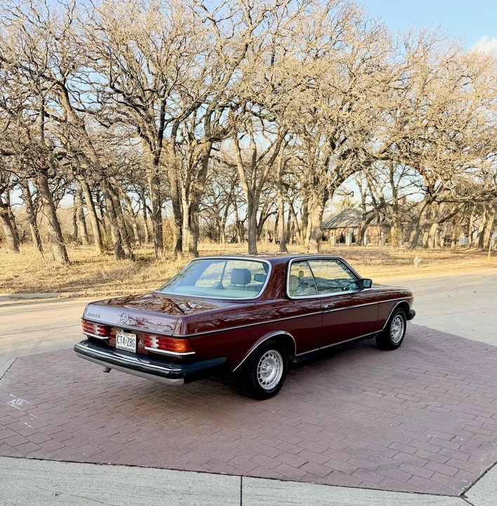 1985 Mercedes-Benz W123 Coupe (C123) - Image 20 of 31