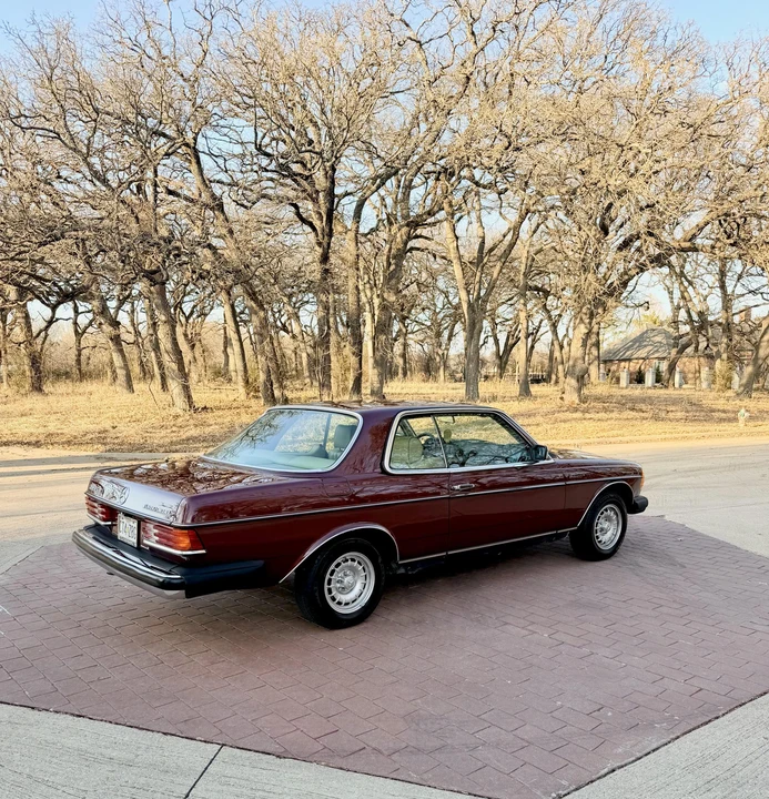 1985 Mercedes-Benz W123 Coupe (C123) - Image 21 of 31