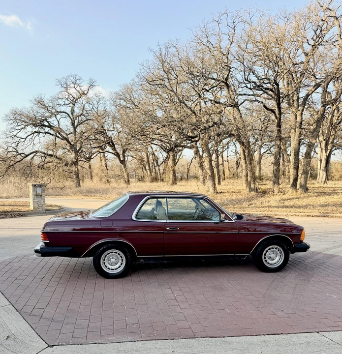 1985 Mercedes-Benz W123 Coupe (C123) - Image 23 of 31