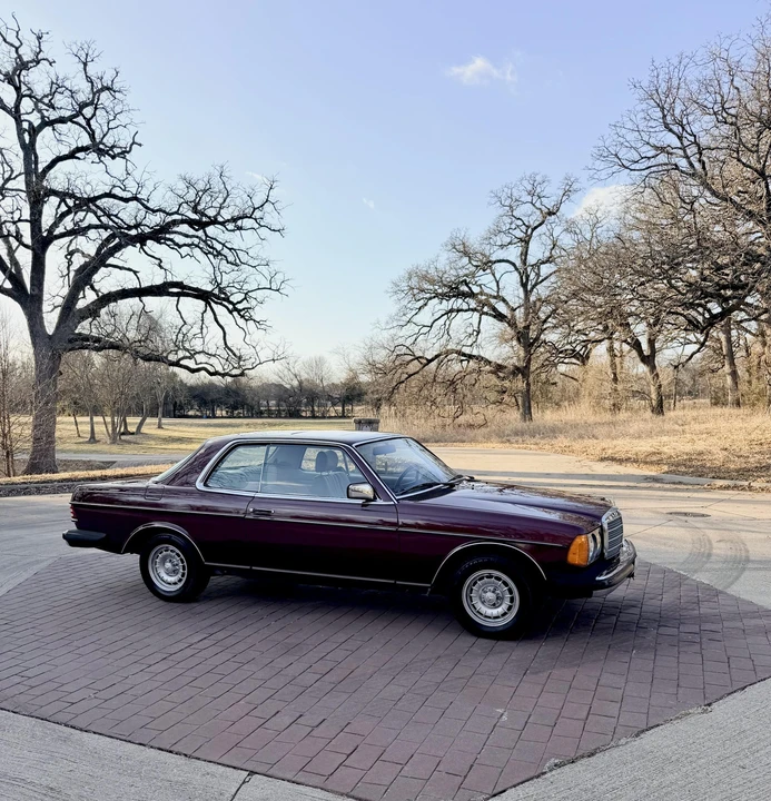 1985 Mercedes-Benz W123 Coupe (C123) - Image 25 of 31