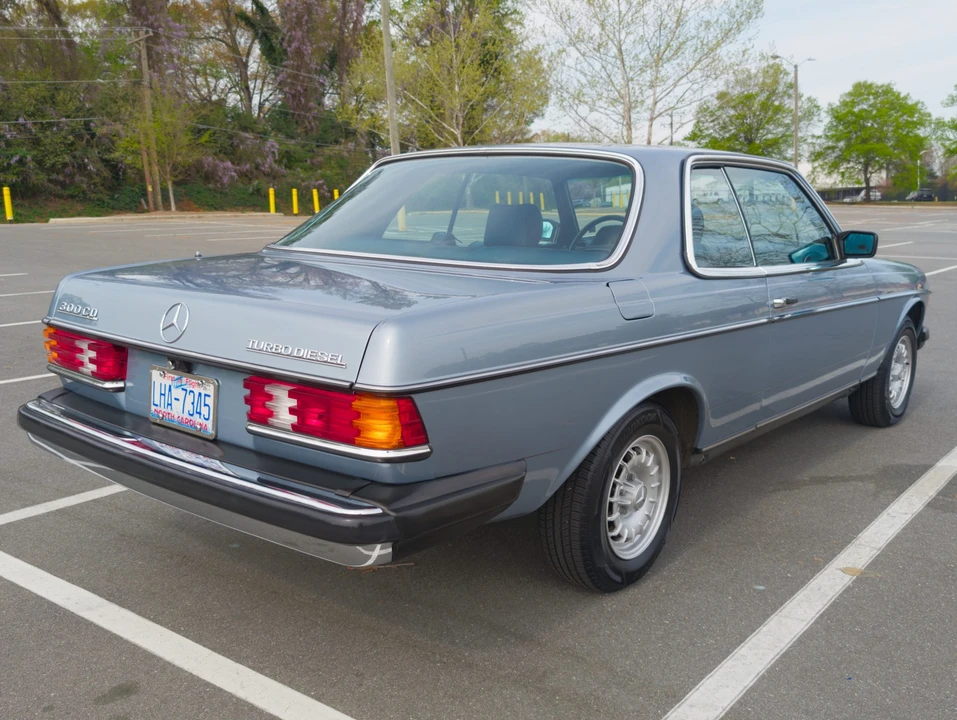 1985 Mercedes-Benz W123 Coupe (C123) - Image 16 of 31
