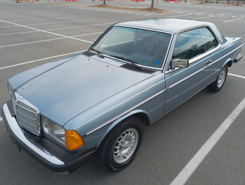 1985 Mercedes-Benz W123 Coupe (C123) - Image 4 of 31