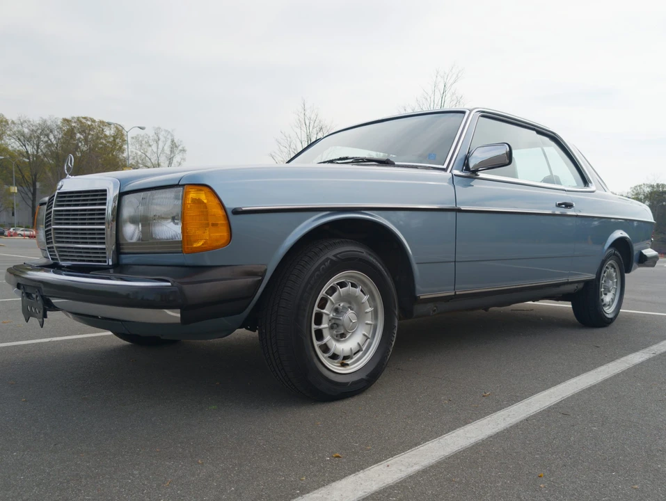 1985 Mercedes-Benz W123 Coupe (C123) - Image 3 of 31