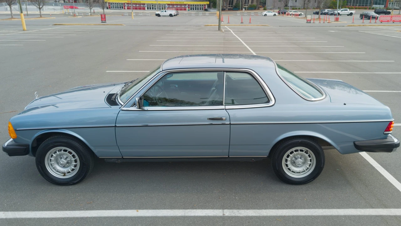 1985 Mercedes-Benz W123 Coupe (C123) - Image 25 of 31