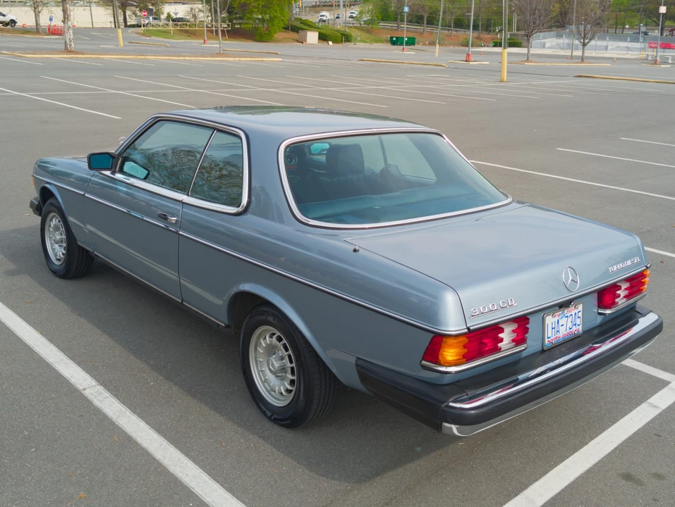 1985 Mercedes-Benz W123 Coupe (C123) - Image 21 of 31