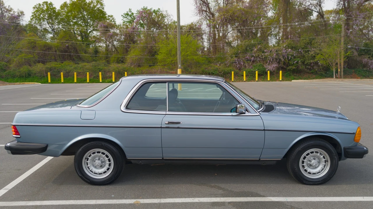 1985 Mercedes-Benz W123 Coupe (C123) - Image 13 of 31