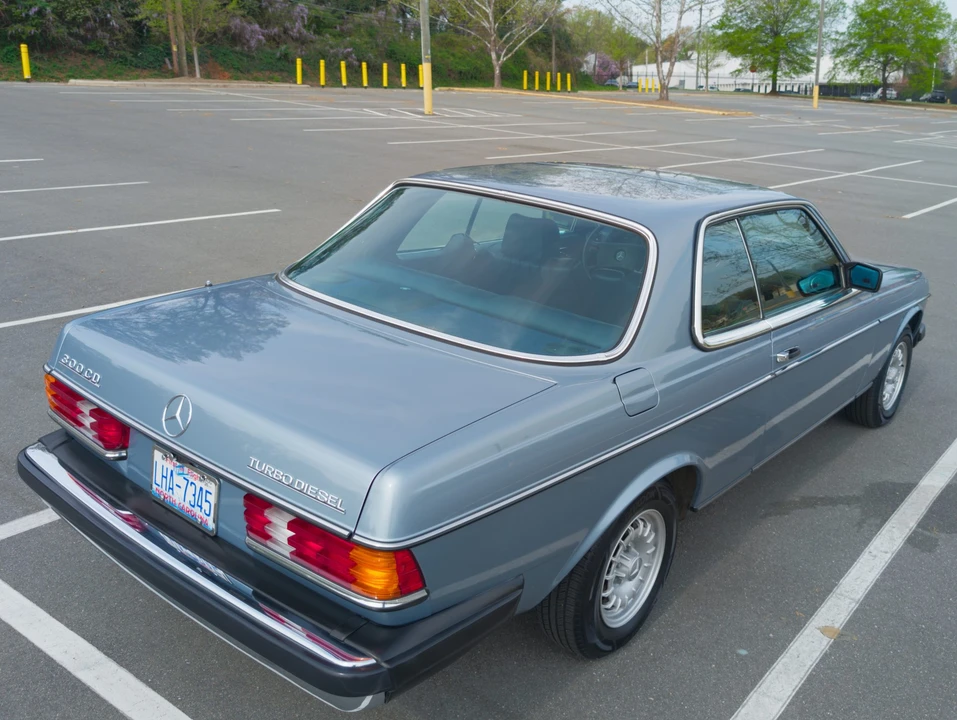 1985 Mercedes-Benz W123 Coupe (C123) - Image 15 of 31