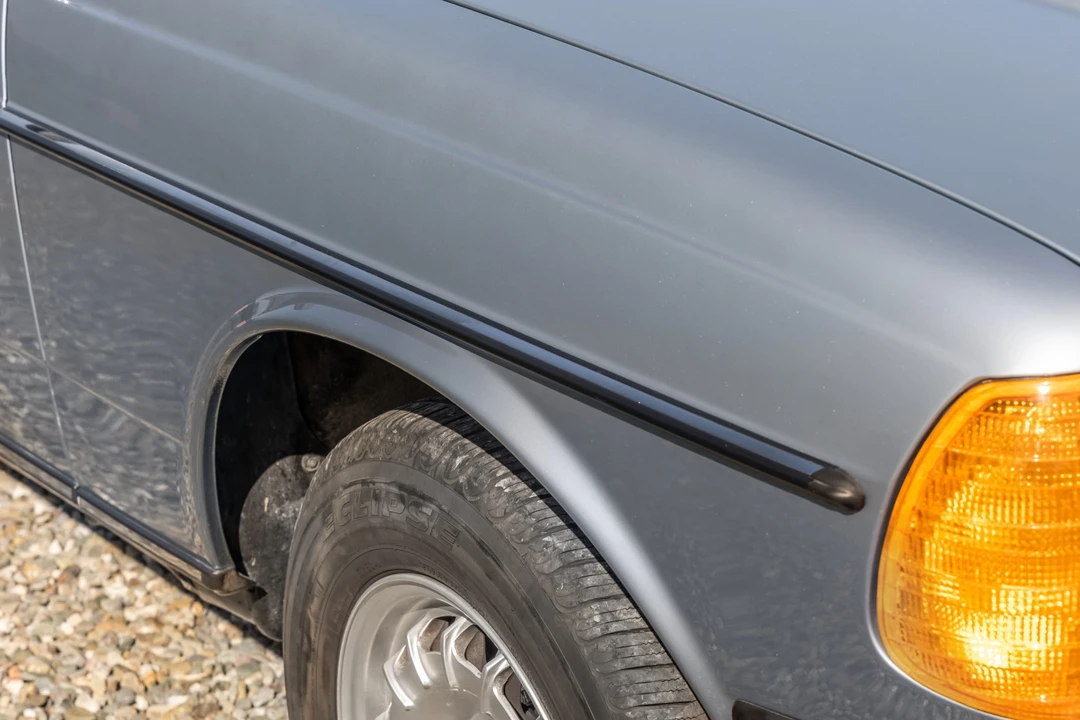 1985 Mercedes-Benz W123 Coupe (C123) - Image 11 of 31
