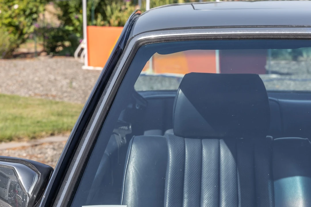 1985 Mercedes-Benz W123 Coupe (C123) - Image 30 of 31