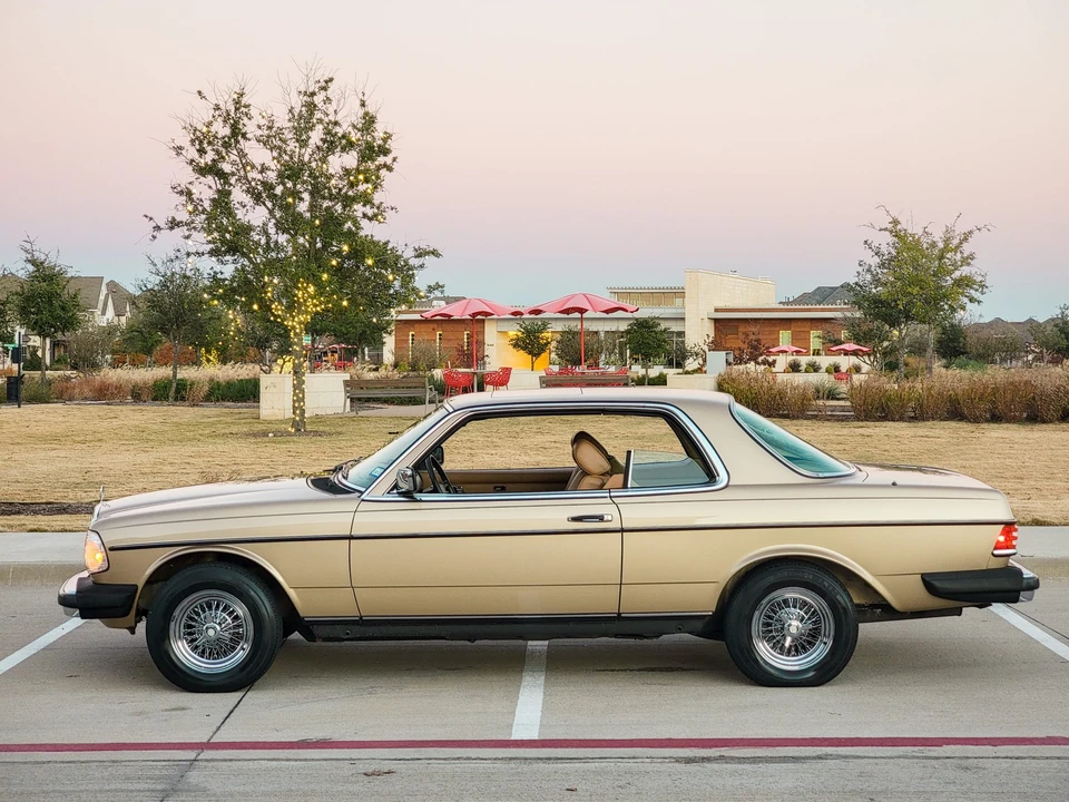 1985 Mercedes-Benz W123 Coupe (C123) - Image 9 of 31