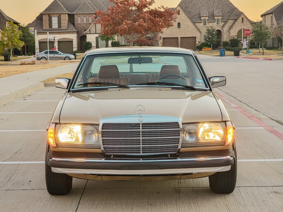 1985 Mercedes-Benz W123 Coupe (C123) - Image 3 of 31