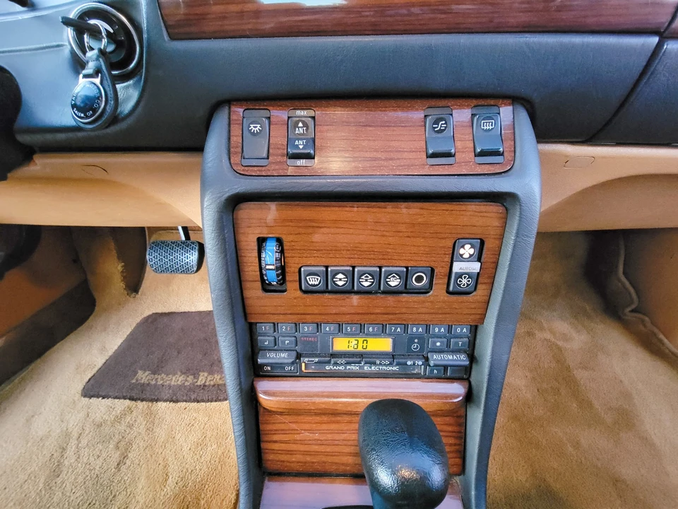 1985 Mercedes-Benz W123 Coupe (C123) - Image 25 of 31