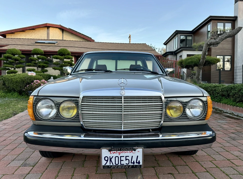 1985 Mercedes-Benz W123 Coupe (C123) - Image 16 of 31