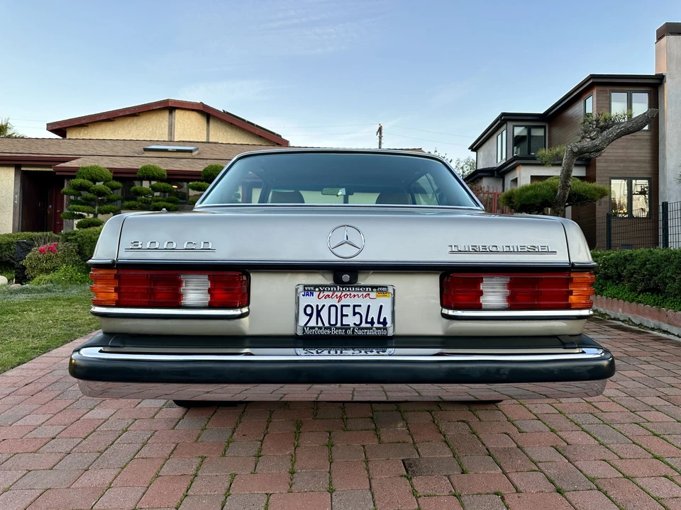 1985 Mercedes-Benz W123 Coupe (C123) - Image 26 of 31