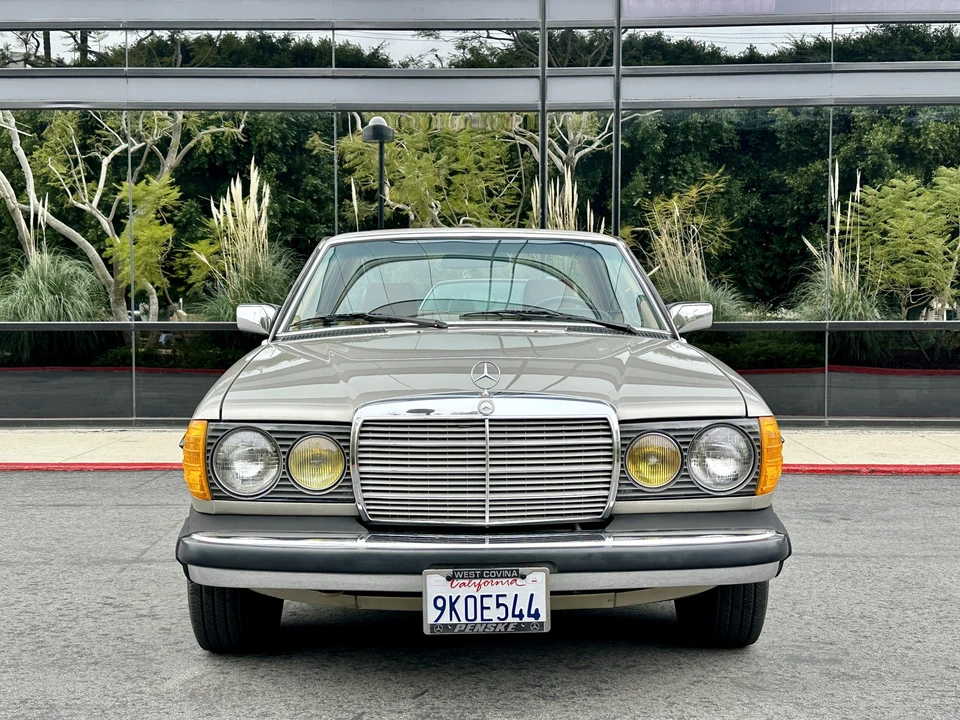 1985 Mercedes-Benz W123 Coupe (C123) - Image 3 of 31