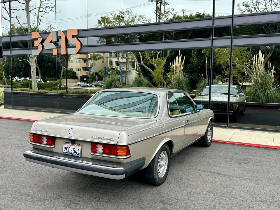 1985 Mercedes-Benz W123 Coupe (C123) - Image 11 of 31