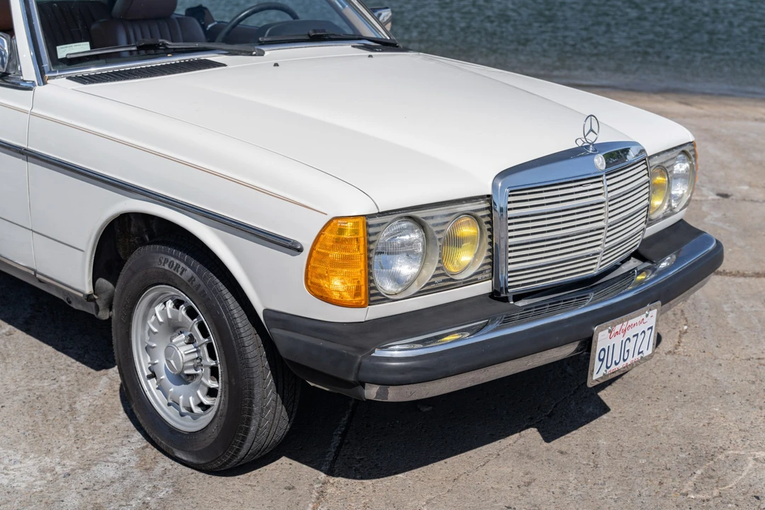 1985 Mercedes-Benz W123 Coupe (C123) - Image 16 of 31