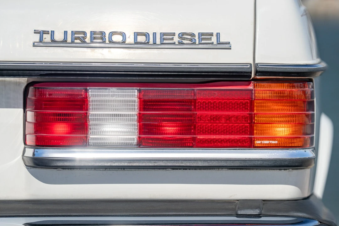 1985 Mercedes-Benz W123 Coupe (C123) - Image 22 of 31
