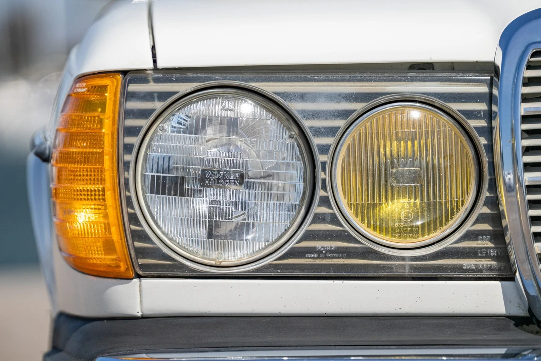 1985 Mercedes-Benz W123 Coupe (C123) - Image 18 of 31