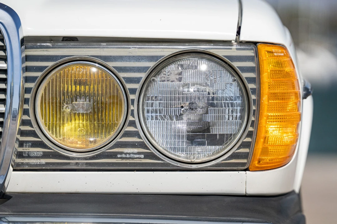 1985 Mercedes-Benz W123 Coupe (C123) - Image 19 of 31