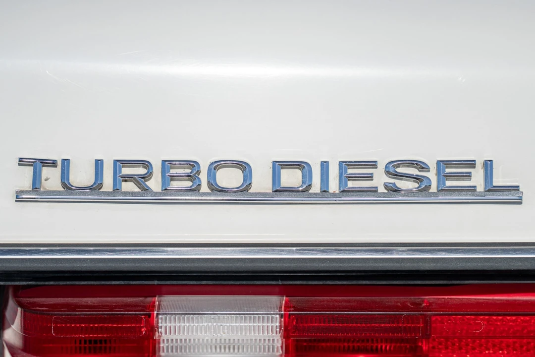 1985 Mercedes-Benz W123 Coupe (C123) - Image 25 of 31