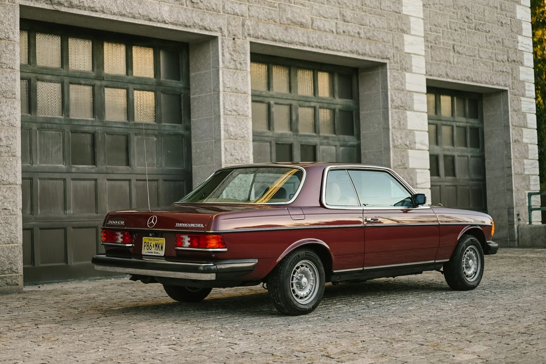 1985 Mercedes-Benz W123 Coupe (C123) - Image 10 of 31